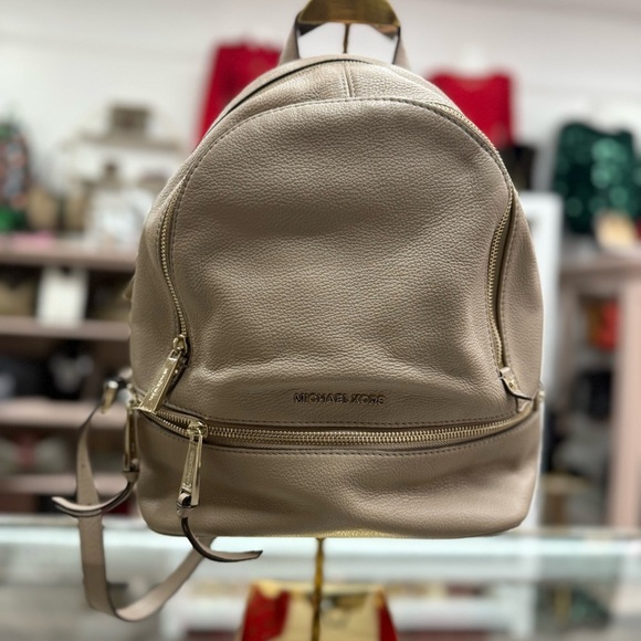 Michael‎ Kors Leather Backpack Gray - Picture 1 of 5